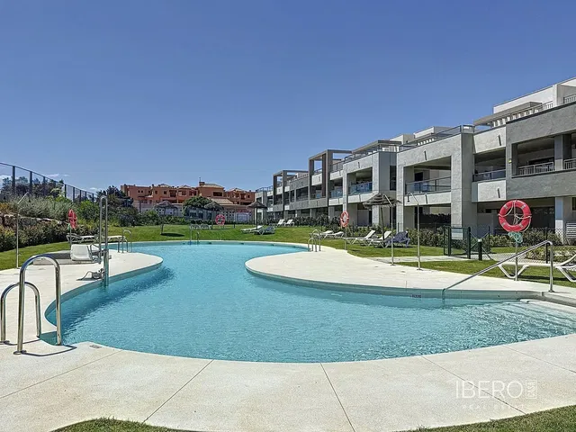 Maison et environs; vue