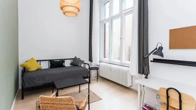 Camera da letto; luce naturale, stile moderno