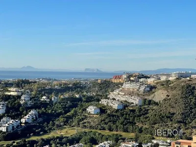 Maison et environs; vue