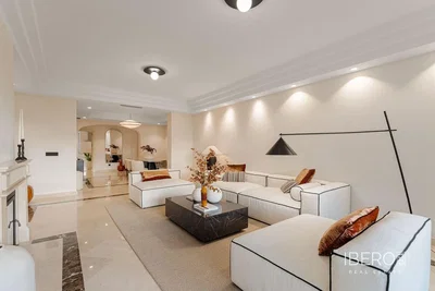 Wohnzimmer; kamin, moderner stil, tageslicht, renoviert