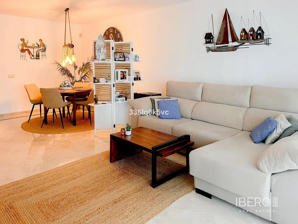 Wohnzimmer; moderner stil, tageslicht