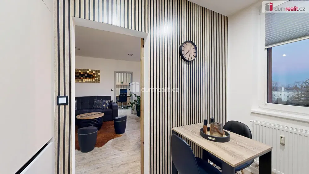 Wohnzimmer; tageslicht, moderner stil