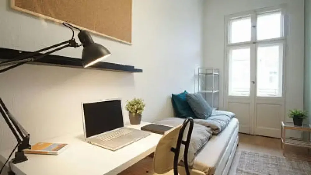 Chambre; lumière naturelle, style moderne