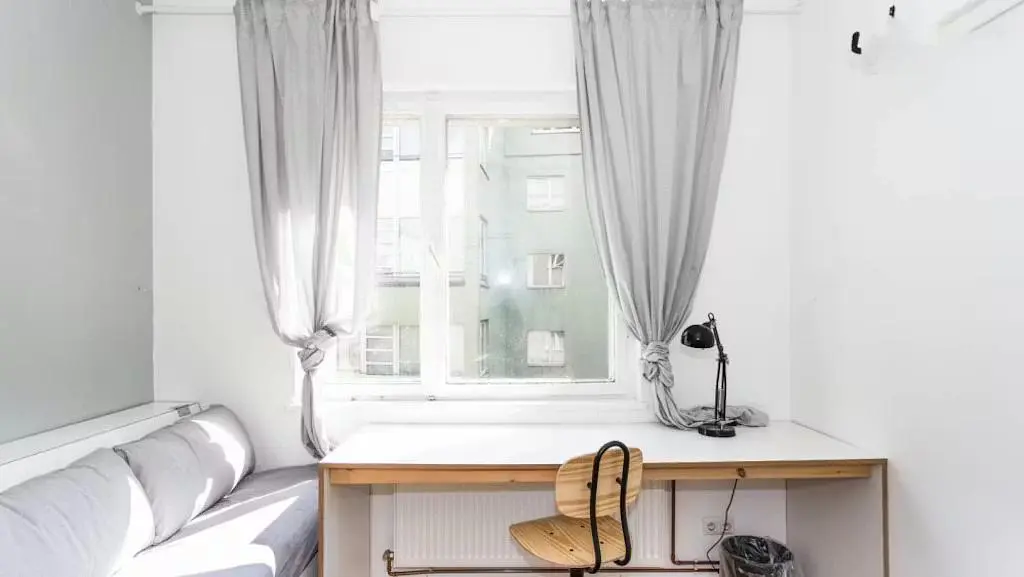 Bedroom; natural light, view