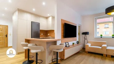 Wohnzimmer; küchengeräte, tageslicht, moderner stil, holzboden