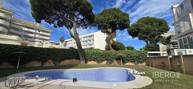 Maison et environs; vue