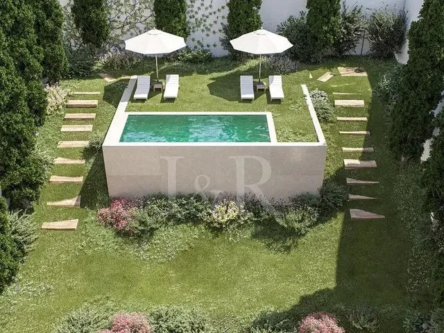 Casa e arredores; vista, luz natural