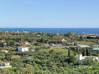 Haus und umgebung; blick