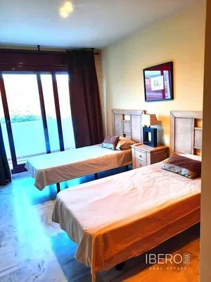 Ložnice; přirozené světlo, výhled