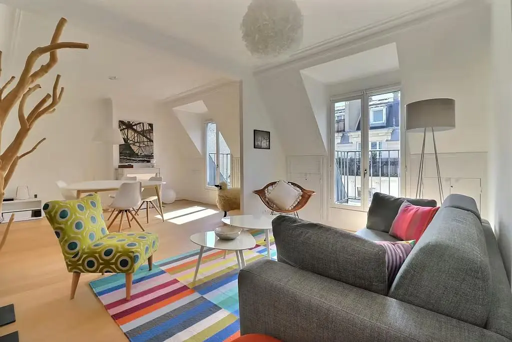 Wohnzimmer; tageslicht, moderner stil