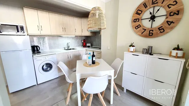 Mutfak; mutfak aletleri, modern stil, doğal ışık