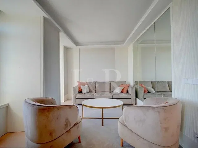 Soggiorno; stile moderno, luce naturale