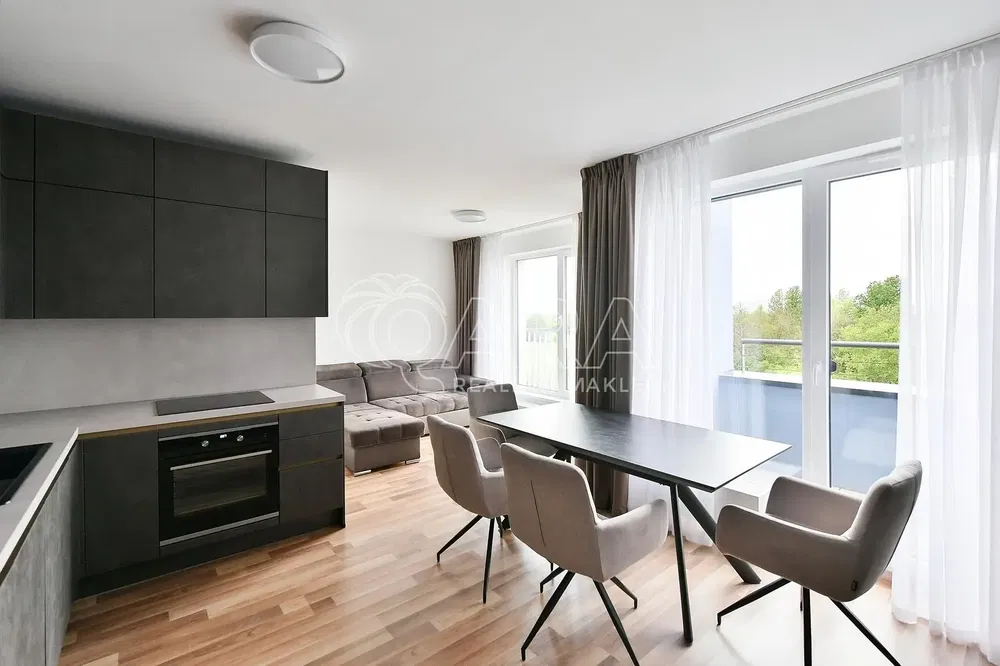 Wohnzimmer; küchengeräte, tageslicht, moderner stil