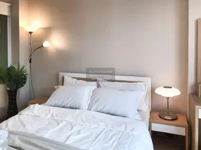 Schlafzimmer; tageslicht, moderner stil