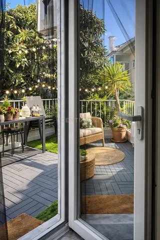 شرفة; إطلالة, ضوء طبيعي