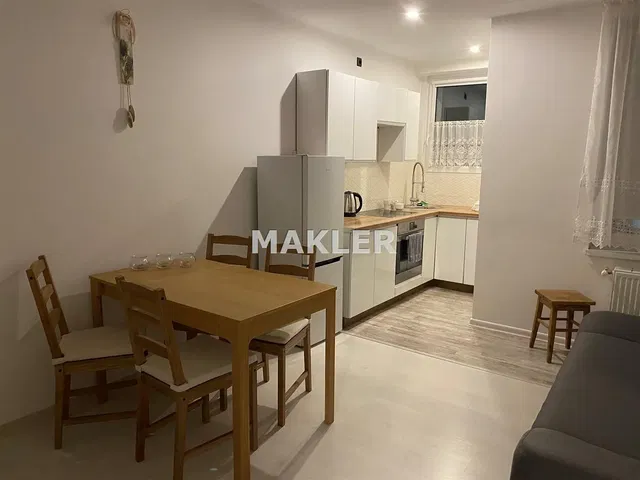 أخرى