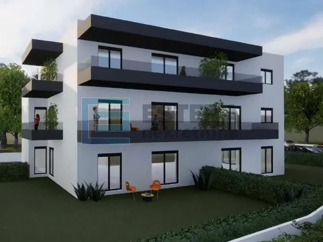 Casa y alrededores; vista