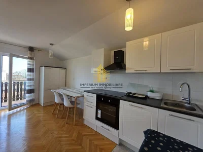 Küche; küchengeräte, blick, holzboden, tageslicht, moderner stil