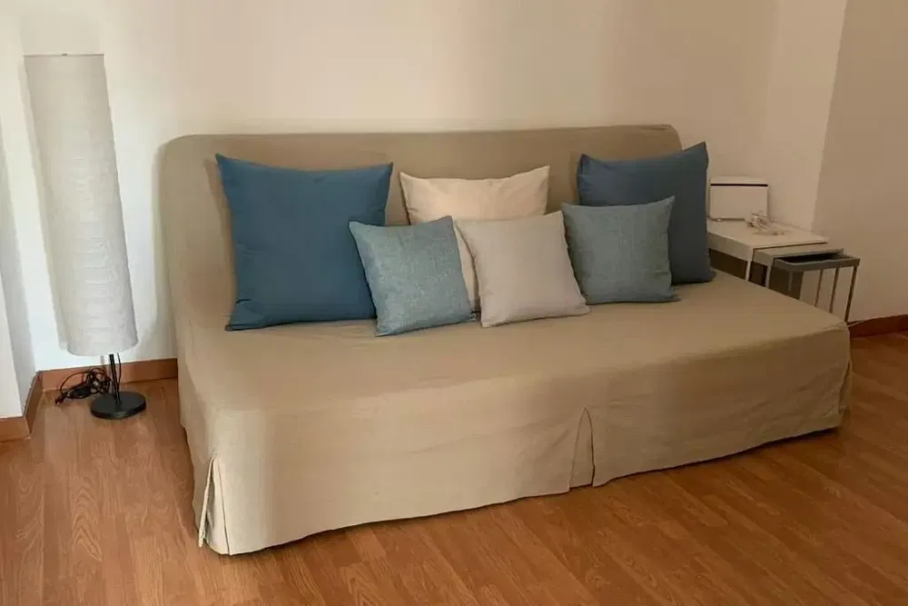 Wohnzimmer; holzboden, tageslicht