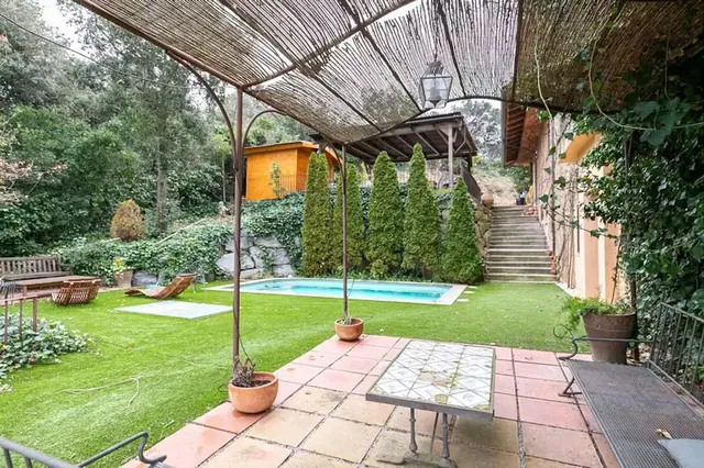 Terrace; view, natural light