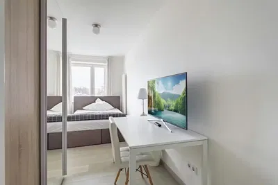 غرفة نوم; ضوء طبيعي, أسلوب عصري, أرضية خشبية