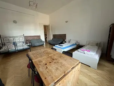 Chambre; parquet, lumière naturelle