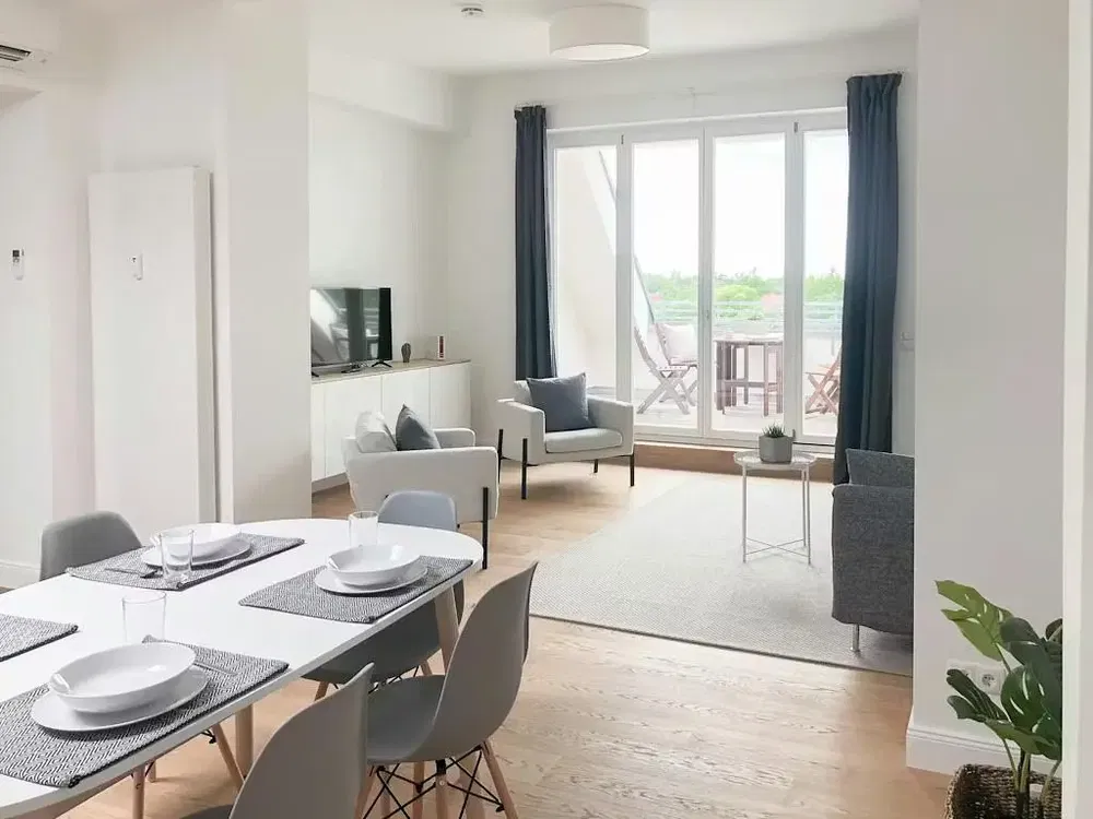 Wohnzimmer; blick, tageslicht, moderner stil