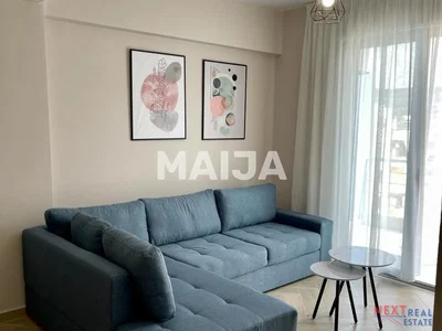 Oturma odası; modern stil, doğal ışık