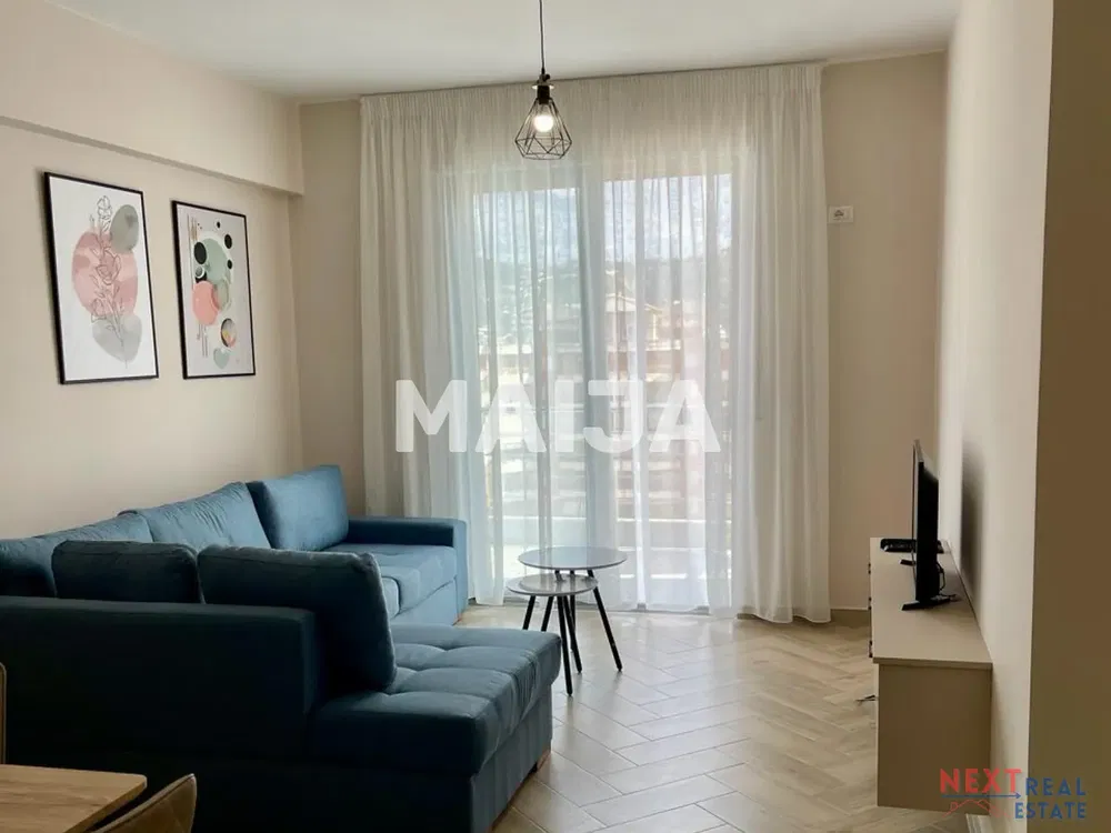 Oturma odası; modern stil, doğal ışık