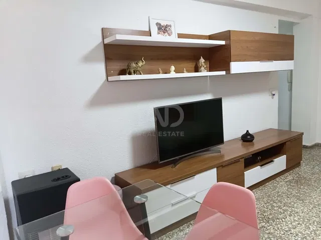 Wohnzimmer; moderner stil, tageslicht