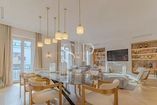 غرفة معيشة; إطلالة, ضوء طبيعي, أسلوب عصري