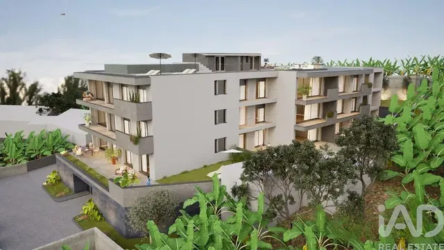 Dům a okolí; výhled