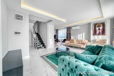 Dnevni boravak; prirodna svjetlost, moderan stil, pločice, visoki stropovi