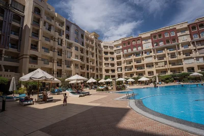 Haus und umgebung; blick