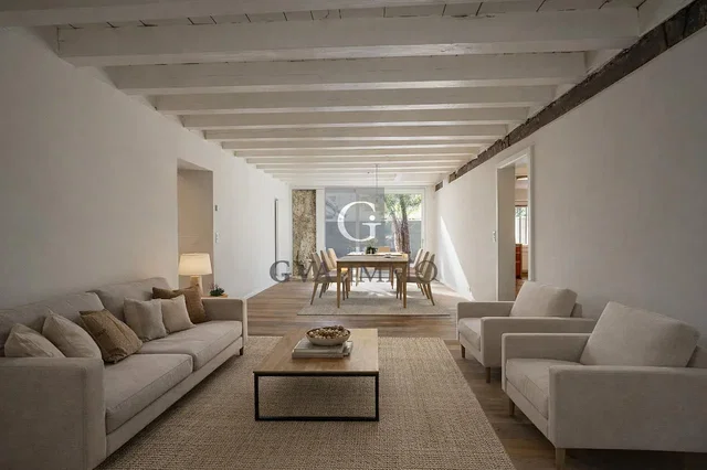 Wohnzimmer; tageslicht, holzbalken