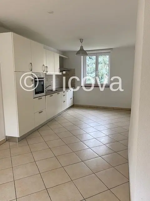 Cuisine; carrelage, vue, lumière naturelle