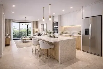 Kuchyně; výhled, kuchyňské spotřebiče, přirozené světlo, moderní styl, dlažba