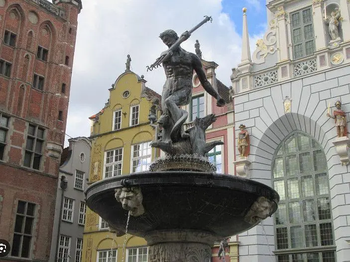 أخرى; إطلالة