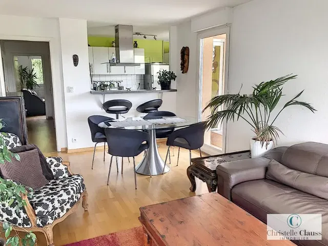 Σαλόνι; φυσικό φως, μοντέρνο στυλ