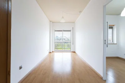 Schlafzimmer; blick, holzboden, tageslicht