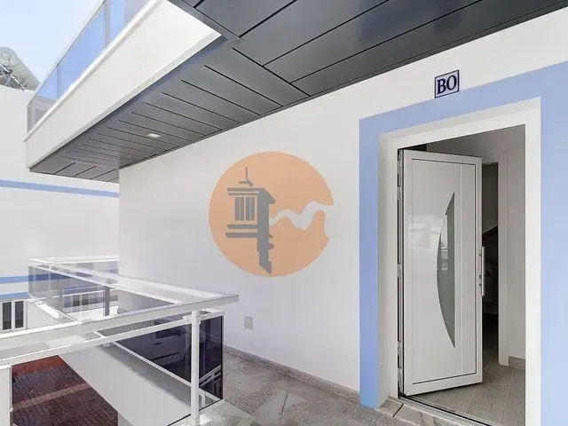 Μπαλκόνι; πλακάκια