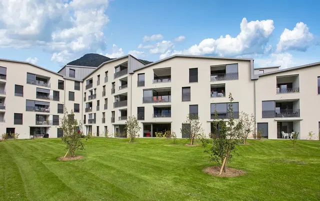 Haus und umgebung; blick