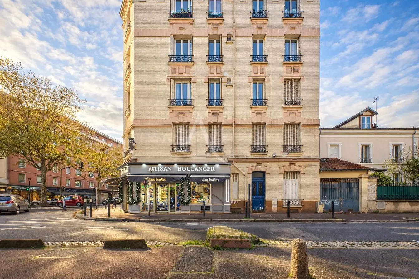 Ev ve çevresi; manzara, ticari