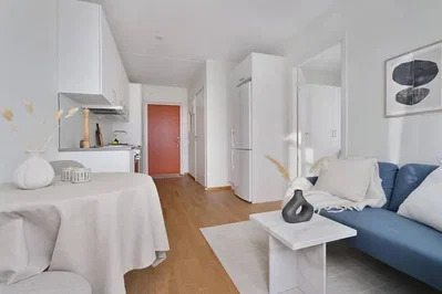 Salon; lumière naturelle, style moderne, parquet