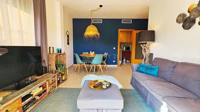 Obývací pokoj; moderní styl, přirozené světlo