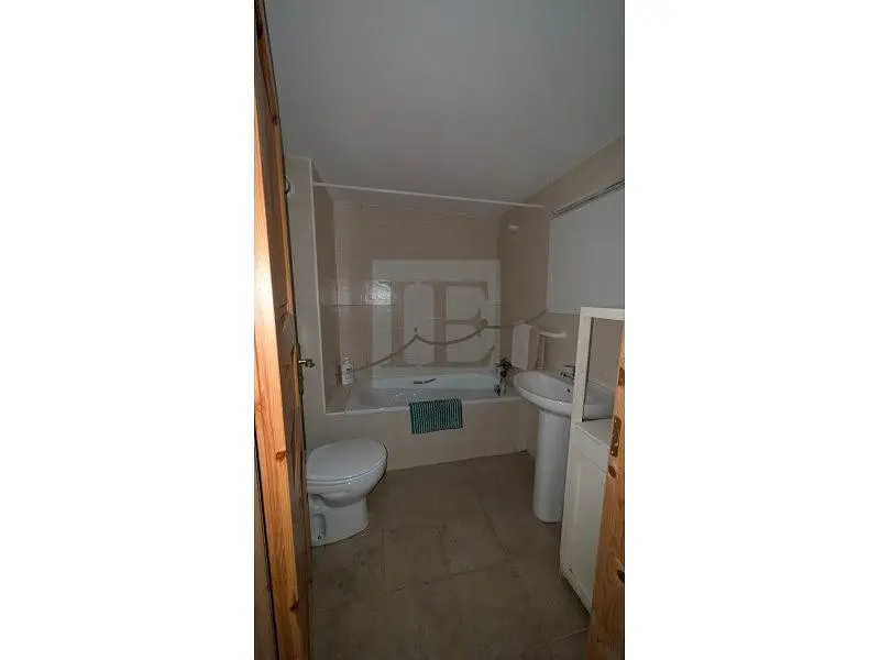 Bagno; pavimento in piastrelle