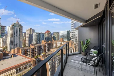 Balkon; manzara, doğal ışık