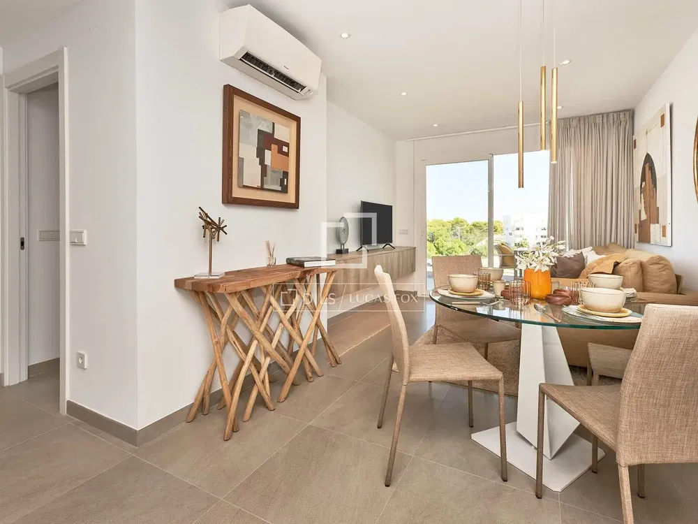 Dnevna soba; pogled, prirodno svjetlo, moderni stil, pločice