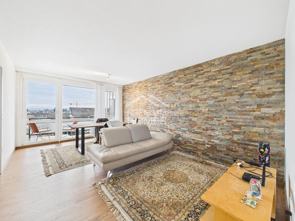 Dnevna soba; pogled, drveni pod, prirodno svjetlo, moderni stil