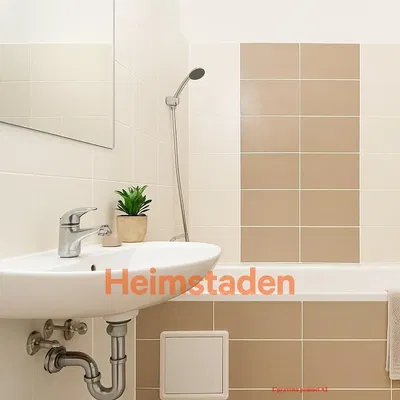 Badezimmer; fliesenboden, renoviert, tageslicht, moderner stil